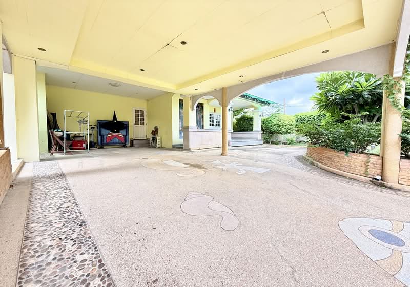 Laddarom Rattanathibet, Nonthaburi, Rattanathibet Road, Sai Ma, Muang Nonthaburi, Nonthaburi, 4 Bedrooms, 200 sqm, Single Detached House For Sale, by ศิริเพ็ญ ทองอ่อน, 500371472 - DDproperty.com