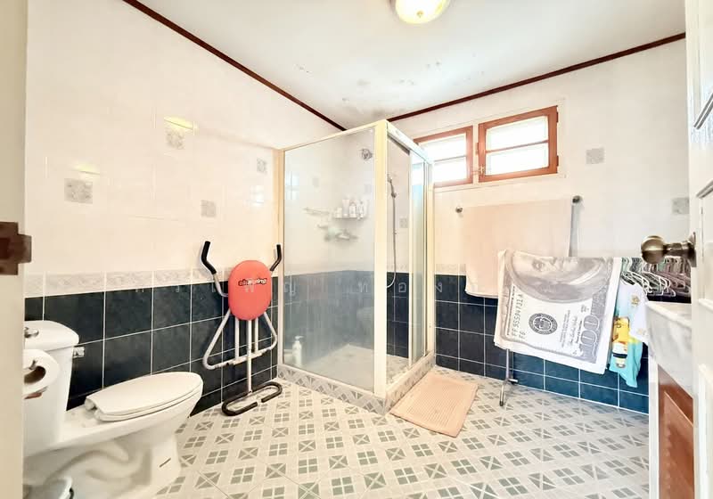 Laddarom Rattanathibet, Nonthaburi, Rattanathibet Road, Sai Ma, Muang Nonthaburi, Nonthaburi, 4 Bedrooms, 200 sqm, Single Detached House For Sale, by ศิริเพ็ญ ทองอ่อน, 500371472 - DDproperty.com