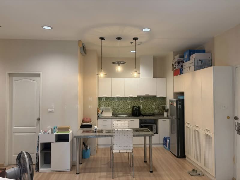 The Light House Sathorn–Chareonnakorn, Bangkok, Chareonnakorn Road, Khlong Ton Sai, Khlong San, Bangkok, 2 Bedrooms, 65 sqm, Condo For Rent, by ทศวัฏฏ์ วิเศษสัมมาพันธ์, 500371475 - DDproperty.com