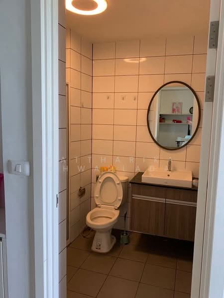 Chapter One ECO Ratchada-Huaikwang, Bangkok, Pracha Uthit Road, Huai Khwang, Bangkok, 2 Bedrooms, 45 sqm, Condo For Rent, by Nattharika Khwanlada, 500371488 - DDproperty.com