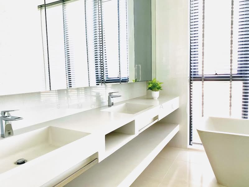 Vittorio 39, Bangkok, 8 Sukhumvit, Khlong Tan Nua, Watthana, Bangkok, 2 Bedrooms, 127 sqm, Condo For Rent, by Simon Decalf, 500371511 - DDproperty.com