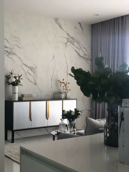 Vittorio 39, Bangkok, 8 Sukhumvit, Khlong Tan Nua, Watthana, Bangkok, 2 Bedrooms, 137 sqm, Condo For Rent, by Simon Decalf, 500371523 - DDproperty.com