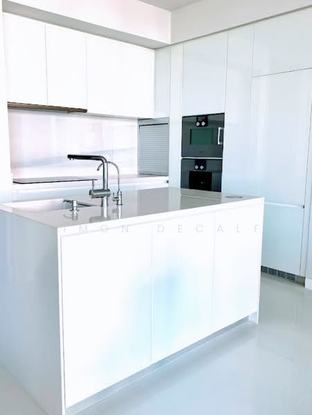 Vittorio 39, Bangkok, 8 Sukhumvit, Khlong Tan Nua, Watthana, Bangkok, 2 Bedrooms, 137 sqm, Condo For Rent, by Simon Decalf, 500371523 - DDproperty.com