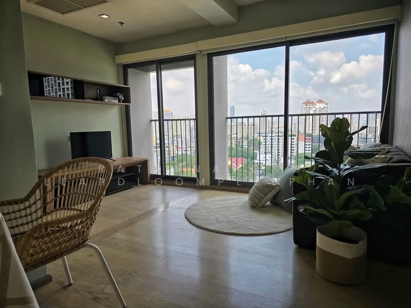Noble Remix, Bangkok, 772 Soi Sukhumvit 36, Sukhumvit Road, Khong Tan, Khlong Toei, Bangkok, 1 Bedroom, 42 sqm, Condo For Rent, by Rattanapong Leardloompleephan, 500371538 - DDproperty.com