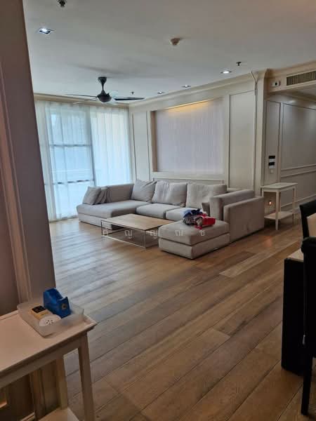 The Royal Saladaeng, Bangkok, 79 Saladaeng Road, Silom, Bang Rak, Bangkok, 3 Bedrooms, 213 sqm, Condo For Rent, by กัญญณัช, 500371542 - DDproperty.com