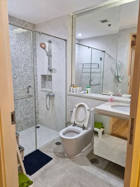 The Royal Saladaeng, Bangkok, 79 Saladaeng Road, Silom, Bang Rak, Bangkok, 3 Bedrooms, 213 sqm, Condo For Rent, by กัญญณัช, 500371542 - DDproperty.com