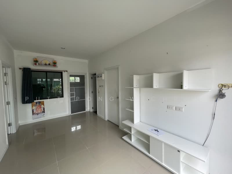 Puri Bang Nam Priao, Chachoengsao, Bang Nam Prieo, Chachoengsao, 2 Bedrooms, 66 sqm, Townhouse For Sale, by Puttipong Wichran, 500371560 - DDproperty.com