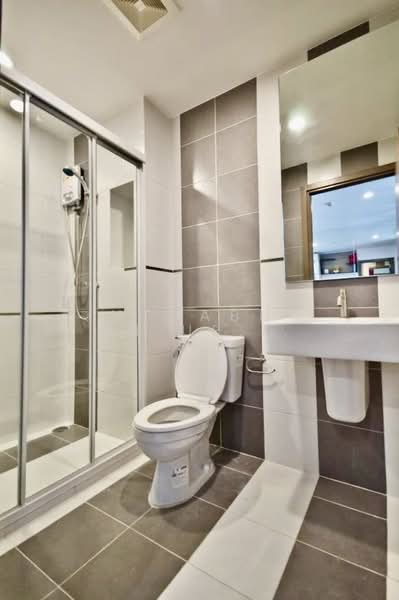 The Base Sukhumvit 77, Bangkok, 289 Sukhumvit 77 Road, Phra Kanong Nua, Watthana, Bangkok, 1 Bedroom, 31 sqm, Condo For Rent, by Juthabhorn Uppachit (Amy), 500371565 - DDproperty.com