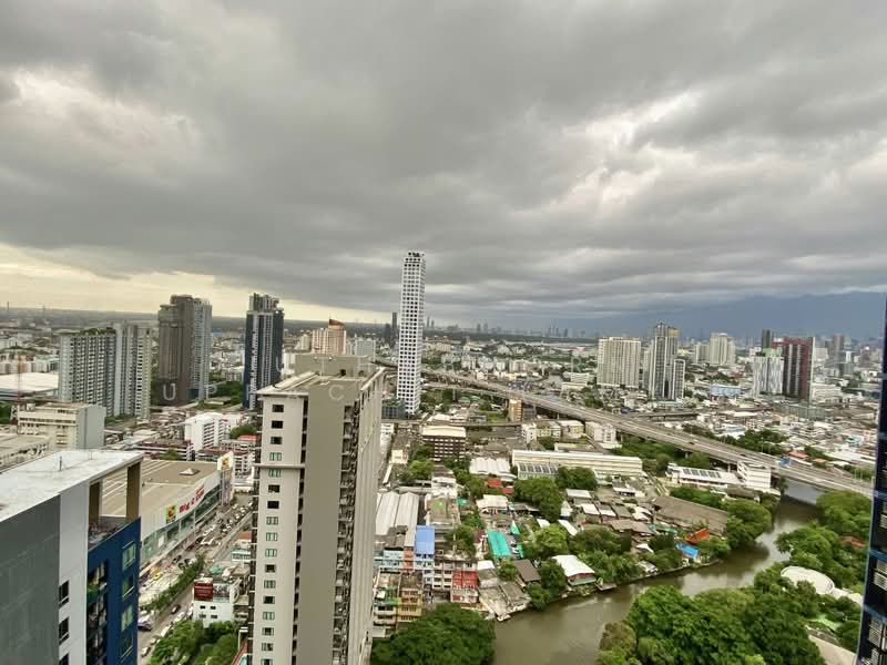 The Base Sukhumvit 77, Bangkok, 289 Sukhumvit 77 Road, Phra Kanong Nua, Watthana, Bangkok, 1 Bedroom, 31 sqm, Condo For Rent, by Juthabhorn Uppachit (Amy), 500371565 - DDproperty.com