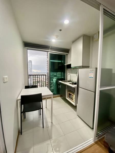 The Base Sukhumvit 77, Bangkok, 289 Sukhumvit 77 Road, Phra Kanong Nua, Watthana, Bangkok, 1 Bedroom, 31 sqm, Condo For Rent, by Juthabhorn Uppachit (Amy), 500371565 - DDproperty.com