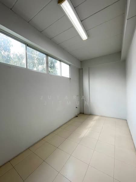 อาคารพาณิชย์ ติดถนนลาซาล (สุขุมวิท 105), Bangkok, Bang Na Tai, Bang Na, Bangkok, , 300 sqm, Shophouse For Rent, by Jutarat Jitmun, 500371569 - DDproperty.com