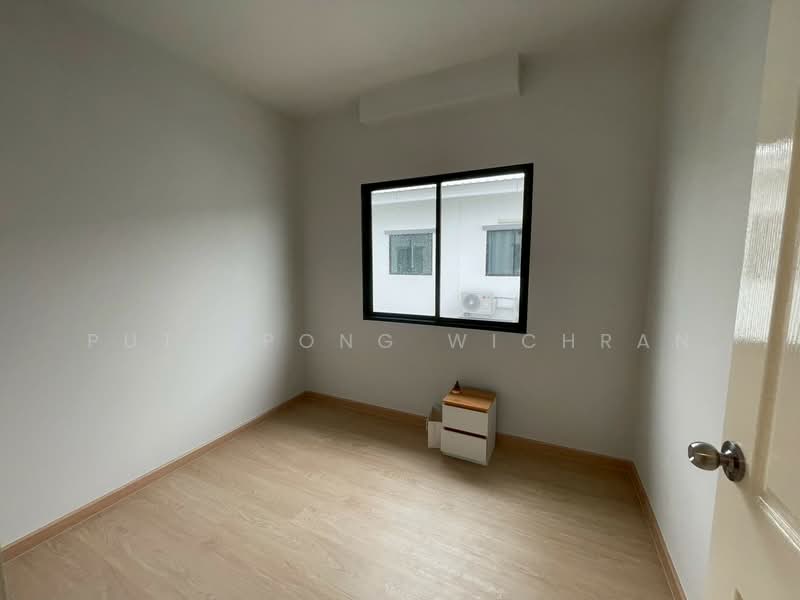 S Gate Town Ratchaphruek-Tivanon, Pathum Thani, Soi Plai Bua Phatthana, Bang Khu Wat Subdistrict, Mueang Pathum Thani District, Pathum Thani Province, Bang Khu Wat, Muang Pathum Thani, Pathum Thani, 3 Bedrooms, 128 sqm, Townhouse For Sale, by Puttipong Wichran, 500371571 - DDproperty.com