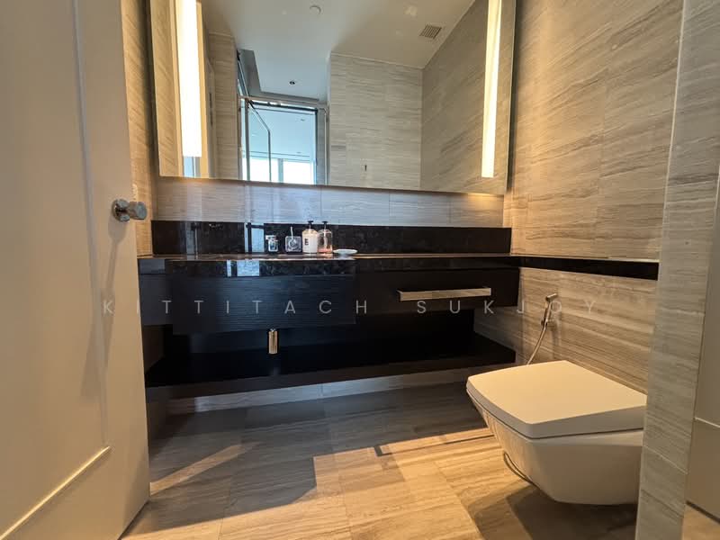 Four Seasons Private Residences : โฟร์ ซีซั่นส์ ไพรเวท เรสสิเด้นซ์, กรุงเทพ, 300 ถนนเจริญกรุง, ยานนาวา, สาทร, กรุงเทพ, 117 ตร.ม., คอนโด ให้เช่า, โดย Kittitach Sukjoy, 500371574 - DDproperty.com