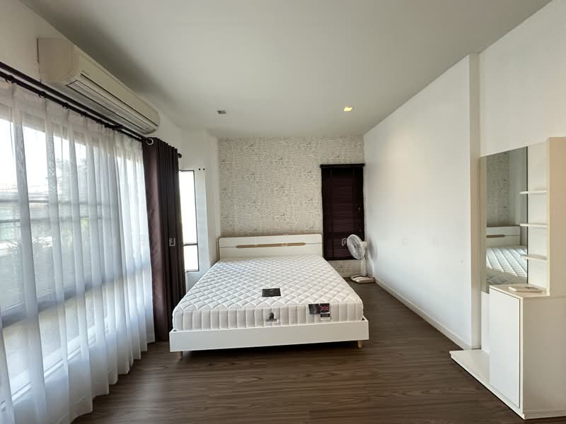 Burasiri Bueng Nong Kot, Khon Kaen, Rim Bueng Nong Kot Rd., Ban Pet, Muang Khon Kaen, Khon Kaen, 4 Bedrooms, 160 sqm, Single Detached House For Rent, by สุริยา เบียดนอก, 500371576 - DDproperty.com