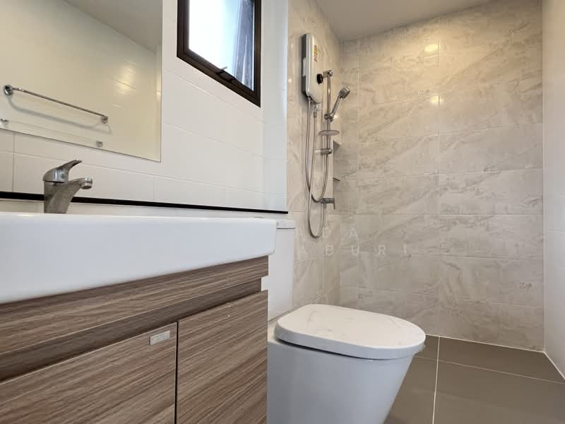 The City Pattanakarn, Bangkok, On Nut Road, Prawet, Bangkok, 4 Bedrooms, 225 sqm, Single Detached House For Sale, by Paphada Rattanaburi, 500371577 - DDproperty.com