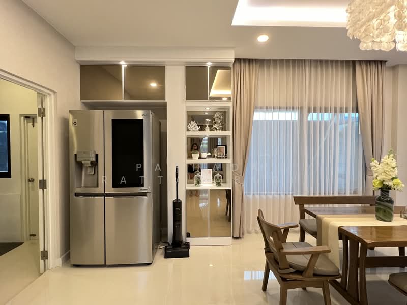 The City Pattanakarn, Bangkok, On Nut Road, Prawet, Bangkok, 4 Bedrooms, 225 sqm, Single Detached House For Rent, by Paphada Rattanaburi, 500371590 - DDproperty.com