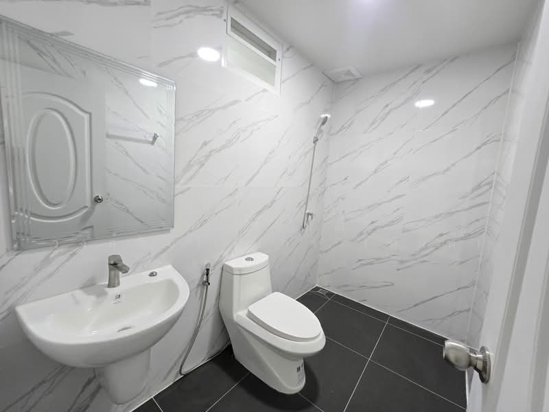 อภินคร2000 สายไหม81, Bangkok, สายไหม81, Sai Mai, Bangkok, 3 Bedrooms, 80 sqm, Townhouse For Sale, by นภัสศรณ์ วงศ์สินไทยกร (นันท์), 500371628 - DDproperty.com