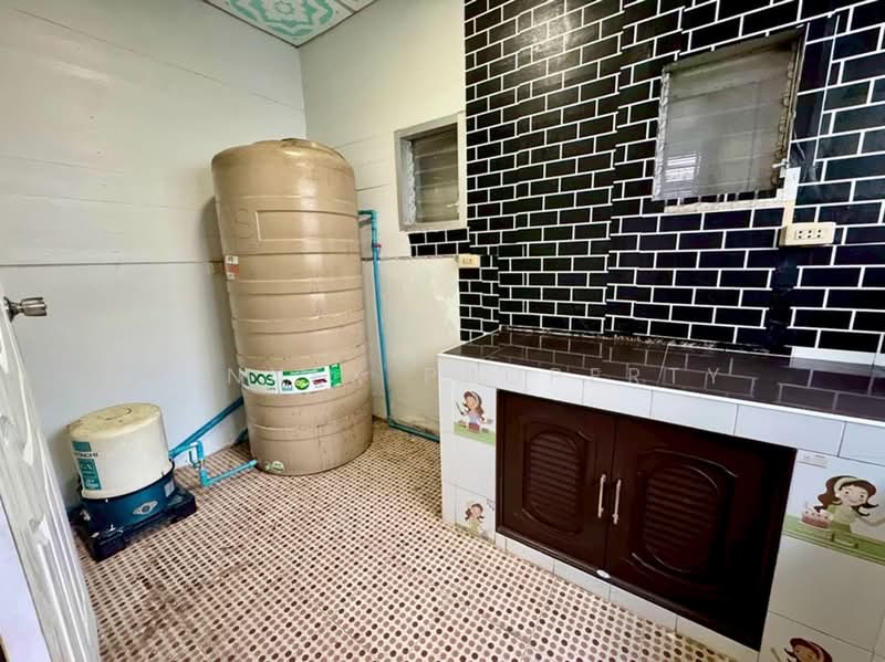 V Village 2, Pathum Thani, Erawan Road (along Khlong Song), Khlong Song, Khlong Luang, Pathum Thani, 2 Bedrooms, 66 sqm, Townhouse For Sale, by Connex Property, 500371629 - DDproperty.com