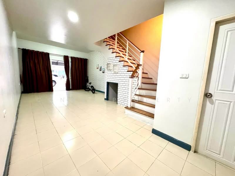 V Village 2, Pathum Thani, Erawan Road (along Khlong Song), Khlong Song, Khlong Luang, Pathum Thani, 2 Bedrooms, 66 sqm, Townhouse For Sale, by Connex Property, 500371629 - DDproperty.com