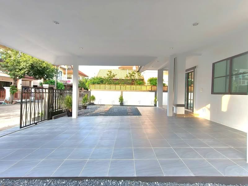 หมู่บ้านเต็มสิริพาร์ค 2 ถนนมิตรไมตรี เขตหนองจอก, Bangkok, มิตรไมตรี, Khu Fang Nua, Nong Chok, Bangkok, 4 Bedrooms, 200 sqm, Single Detached House For Sale, by นภัสศรณ์ วงศ์สินไทยกร (นันท์), 500371640 - DDproperty.com