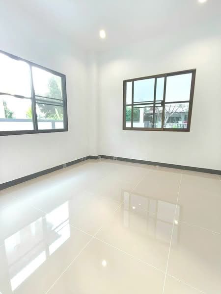 หมู่บ้านเต็มสิริพาร์ค 2 ถนนมิตรไมตรี เขตหนองจอก, Bangkok, มิตรไมตรี, Khu Fang Nua, Nong Chok, Bangkok, 4 Bedrooms, 200 sqm, Single Detached House For Sale, by นภัสศรณ์ วงศ์สินไทยกร (นันท์), 500371640 - DDproperty.com