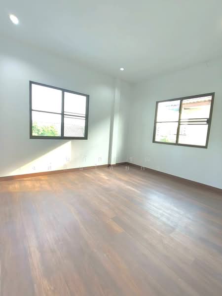 หมู่บ้านเต็มสิริพาร์ค 2 ถนนมิตรไมตรี เขตหนองจอก, Bangkok, มิตรไมตรี, Khu Fang Nua, Nong Chok, Bangkok, 4 Bedrooms, 200 sqm, Single Detached House For Sale, by นภัสศรณ์ วงศ์สินไทยกร (นันท์), 500371640 - DDproperty.com