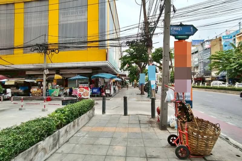 ซอยลาดหญ้า 1, Bangkok, Somdet Chao Phraya, Khlong San, Bangkok, , 130 sqm, Shophouse For Rent, by ชนะชาติ นนท์ตา, 500371671 - DDproperty.com