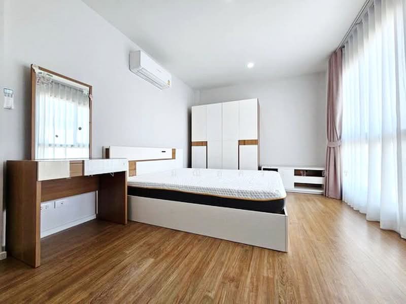Baan Klang Muang The Edition Rama 9-Krungthep Kreetha, Bangkok, Kanchanaphisek Road 23, Saphan Sung, Bangkok, 4 Bedrooms, 220 sqm, Single Detached House For Rent, by นัฐพงค์ มณีอัครเนตร, 500371684 - DDproperty.com