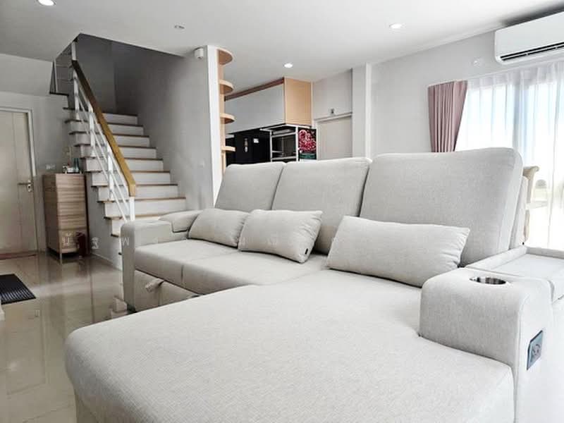 Baan Klang Muang The Edition Rama 9-Krungthep Kreetha, Bangkok, Kanchanaphisek Road 23, Saphan Sung, Bangkok, 4 Bedrooms, 220 sqm, Single Detached House For Rent, by นัฐพงค์ มณีอัครเนตร, 500371684 - DDproperty.com