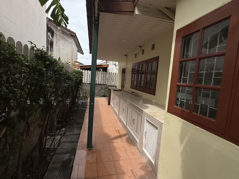 Baam Romyen 5 Phraya Suren 9 soi 9, Bangkok, พระยาสุเรนทร์ 9 ซอย 9, Bang Chun, Khlong Sam Wa, Bangkok, 5 Bedrooms, 316 sqm, Single Detached House For Sale, by Tananchai Chaisrakaew, 500371691 - DDproperty.com