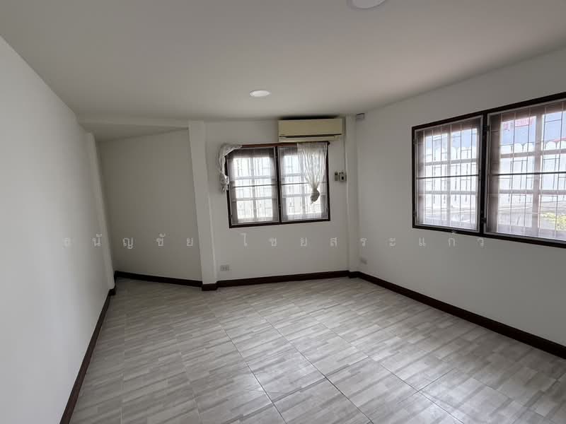 Baam Romyen 5 Phraya Suren 9 soi 9, Bangkok, พระยาสุเรนทร์ 9 ซอย 9, Bang Chun, Khlong Sam Wa, Bangkok, 5 Bedrooms, 316 sqm, Single Detached House For Sale, by Tananchai Chaisrakaew, 500371691 - DDproperty.com