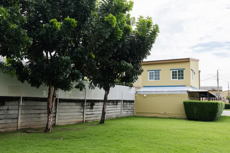 Golden Town Onnut-Pattanakarn, Bangkok, 199 Soi On Nut 65 Yeak 14, Prawet, Bangkok, 4 Bedrooms, 108 sqm, Townhouse For Sale, by Tharnavee Tharnasetthadakul, 500371712 - DDproperty.com