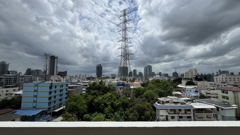 TC Tower Condo, Bangkok, Soi 20 Mithuna, Huai Khwang, Bangkok, 1 Bedroom, 33 sqm, Condo For Sale, by Connex Property, 500371714 - DDproperty.com