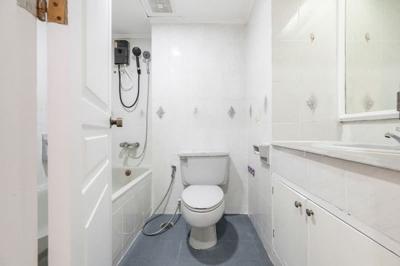 Regent Srinakarin Tower, Bangkok, Prachit Alley, Suan Luang, Bangkok, 1 Bedroom, 31 sqm, Condo For Sale, by Connex Property, 500371747 - DDproperty.com