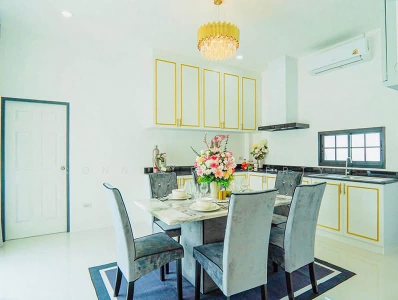 Rattanakorn Village 18, Chon Buri (Pattaya), Na Kloe, Bang Lamung (Pattaya), Chon Buri (Pattaya), 4 Bedrooms, 165 sqm, Villa For Sale, by Connex Property, 500371754 - DDproperty.com