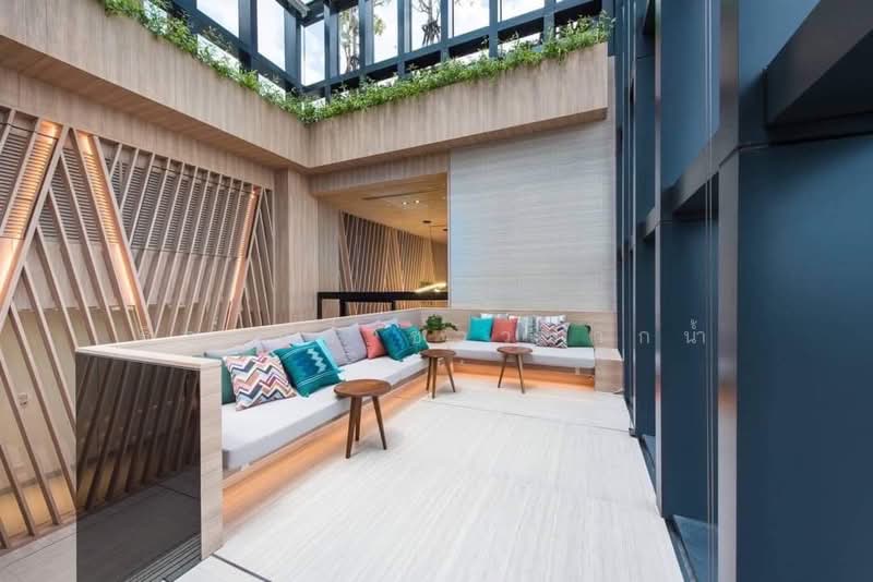 Oka Haus Sukhumvit 36, Bangkok, 3399 Rama 4 Road, Khong Tan, Khlong Toei, Bangkok, 1 Bedroom, 35 sqm, Condo For Rent, by ธีรดนย์ ชาวปากน้ำ, 500371794 - DDproperty.com