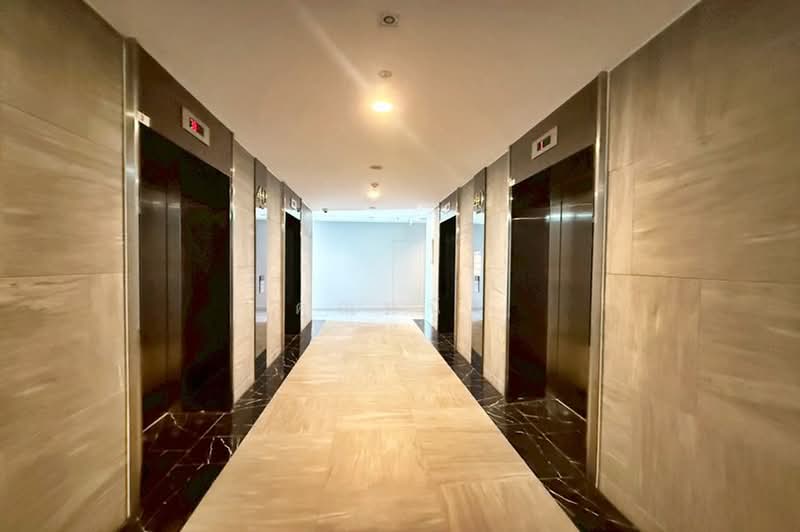 Whizdom Essence, Bangkok, 5 Piyabutr 1 Alley, Bang Chak, Phra Khanong, Bangkok, 1 Bedroom, 34 sqm, Condo For Sale, by คุณหนึ่ง, 500371801 - DDproperty.com