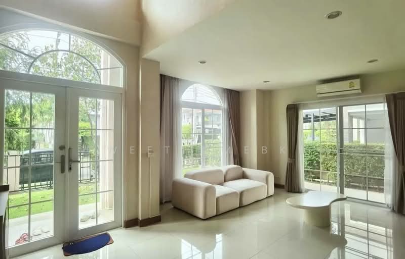 CASA GRAND Phetkasem Sai 1, Bangkok, Phutthamonthon Sai 1, Bang Duan, Phasi Charoen, Bangkok, 3 Bedrooms, 300 sqm, Single Detached House For Rent, by SweetHomeBKK, 500371845 - DDproperty.com