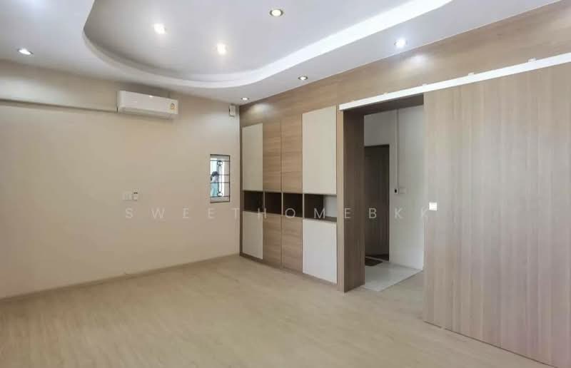 CASA GRAND Phetkasem Sai 1 : คาซ่า แกรนด์ เพชรเกษม สาย 1, กรุงเทพ, ถนน พุทธมณฑลสาย 1, บางด้วน, ภาษีเจริญ, กรุงเทพ, 300 ตร.ม., บ้านเดี่ยว ให้เช่า, โดย SweetHomeBKK, 500371845 - DDproperty.com