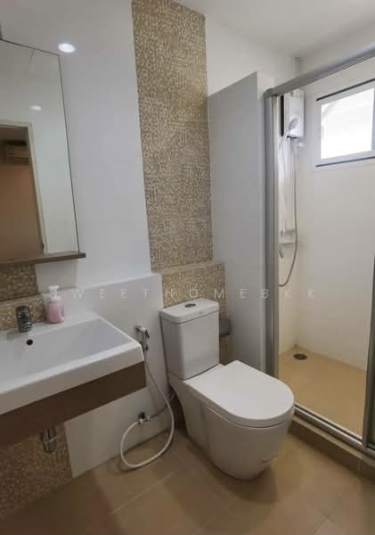 CASA GRAND Phetkasem Sai 1, Bangkok, Phutthamonthon Sai 1, Bang Duan, Phasi Charoen, Bangkok, 3 Bedrooms, 300 sqm, Single Detached House For Rent, by SweetHomeBKK, 500371845 - DDproperty.com