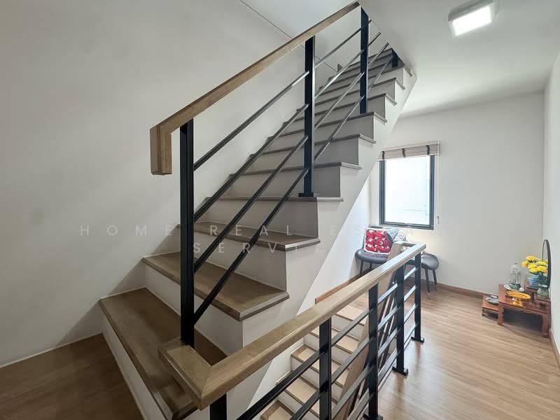 Baan Klang Muang Sukhumvit-Onnut, Bangkok, Soi On Nut 70/1, Prawet, Bangkok, 3 Bedrooms, 143 sqm, Townhouse For Sale, by HOME Real Estate Service, 500371854 - DDproperty.com