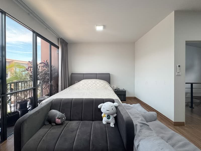 Baan Klang Muang Sukhumvit-Onnut, Bangkok, Soi On Nut 70/1, Prawet, Bangkok, 3 Bedrooms, 143 sqm, Townhouse For Sale, by HOME Real Estate Service, 500371854 - DDproperty.com