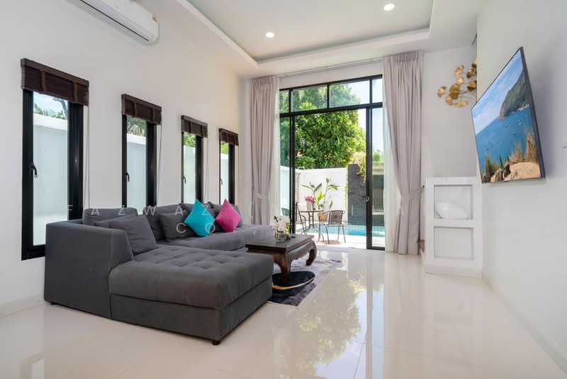 Modern 2BR Pool Villa for Rent in Rawai, Near Nai Harn Beach Phuket, Phuket, Rawai, Muang Phuket, Phuket, 2 Bedrooms, 160 sqm, Villa For Rent, by Fazwaz (Thailand) Co., Ltd., 500371858 - DDproperty.com