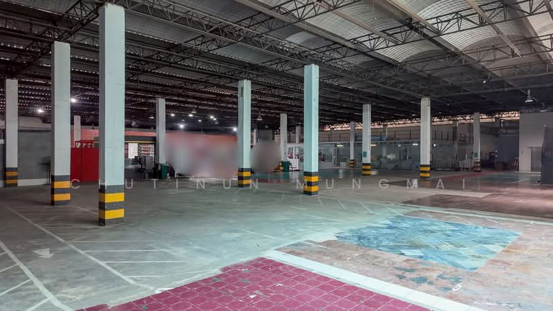 Space for Rent High-Ceiling in Prime Nana Ideal for Sport Club, Paddle Court, Pickleball, Bangkok, Khlong Tan Nua, Watthana, Bangkok, , 611 sqm, Retail Space For Rent, by Chutinun Mungmai, 500371877 - DDproperty.com