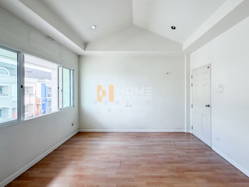 Prinyaluck Light Wongwan - Sathorn, Bangkok, Bang Khae, Bangkok, 4 Bedrooms, 150 sqm, Townhouse For Sale, by HOME Real Estate Service, 500371891 - DDproperty.com