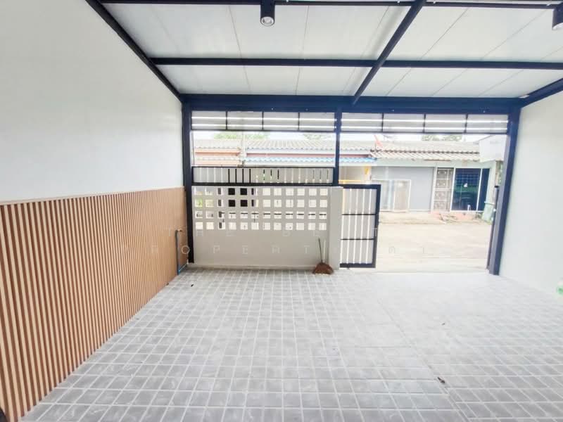 การเคหะบ้านโพธิ์ ฉะเชิงเทรา, Chachoengsao, Lat Khwang, Ban Pho, Chachoengsao, 1 Bedroom, 100 sqm, Townhouse For Sale, by The Best Property ตา, 500371907 - DDproperty.com