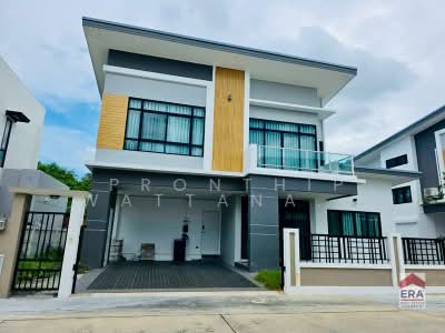 ขาย - บ้านเดี่ยว2ชั้น ใจกลางเมืองชลบุรี Private 33 ราคาดีที่สุดในโครงการ เพียง 7.49 ล้าน, ชลบุรี