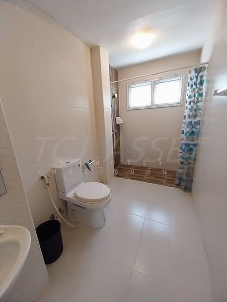 Floraville Srinakarin-Theparak, Samut Prakan, Srinakarin Road, Bang Mueng, Muang Samut Prakarn, Samut Prakan, 3 Bedrooms, 200 sqm, Townhouse For Sale, by จิณณ์กระวี เตชะไชยนันท์, 500371969 - DDproperty.com