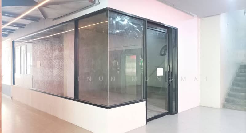 For Rent: Asok Main Road Ideal for Restaurant Cafe, Bangkok, Khlongtoei Nua, Watthana, Bangkok, , 95 sqm, Retail Space For Rent, by Chutinun Mungmai, 500371974 - DDproperty.com