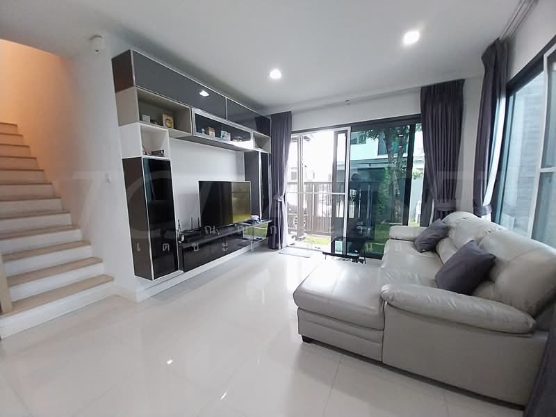 Britania Srinakarin, Samut Prakan, Namdang-Bangplee Road, Bang Kaeo, Bang Plee, Samut Prakan, 3 Bedrooms, 220 sqm, Single Detached House For Sale, by จิณณ์กระวี เตชะไชยนันท์, 500371987 - DDproperty.com